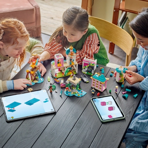 Smagus konstravimas su LEGO Builder programėle