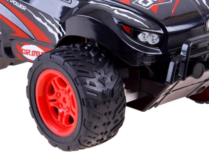 Aukšta važiuoklė ir dideli ratai