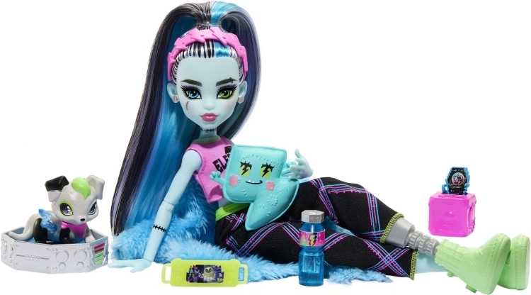 Accessories for a sleepover party