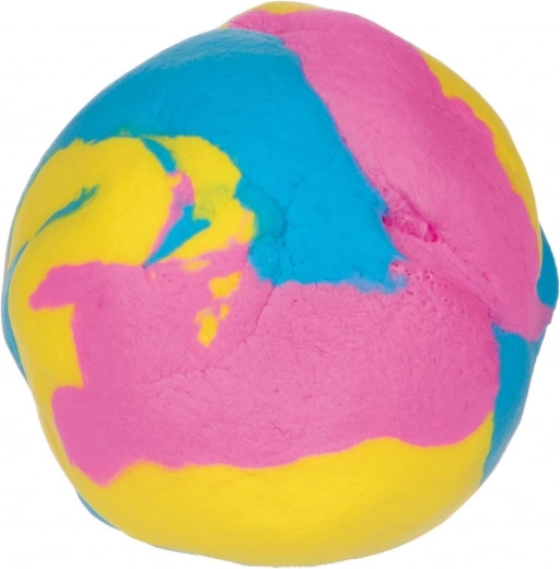 Linksmos, dėmesį traukiančios spalvos