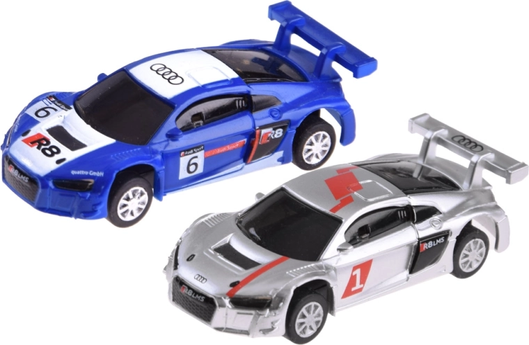 Du greiti AUDI dizaino automobiliai