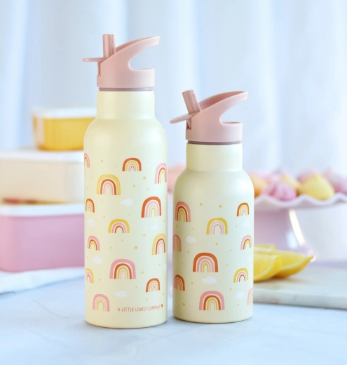 Vaikiškas dizainas su vaivorykštės motyvu