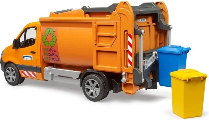 Kompaktiškas miesto automobilis su priedais