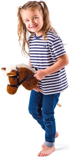 Skatina aktyvų žaidimą ir kūrybiškumą