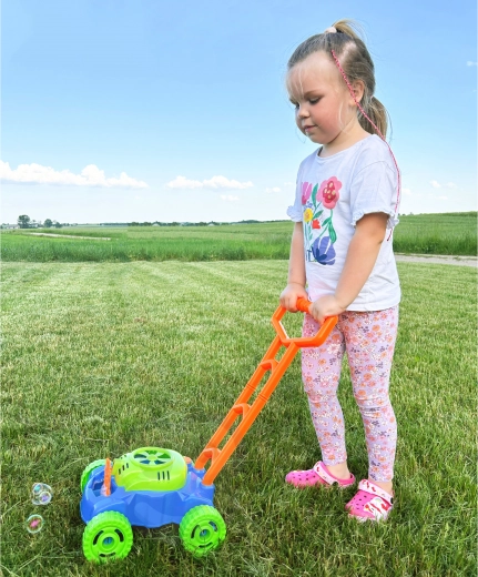 Realistiški garsai ir linksma melodija