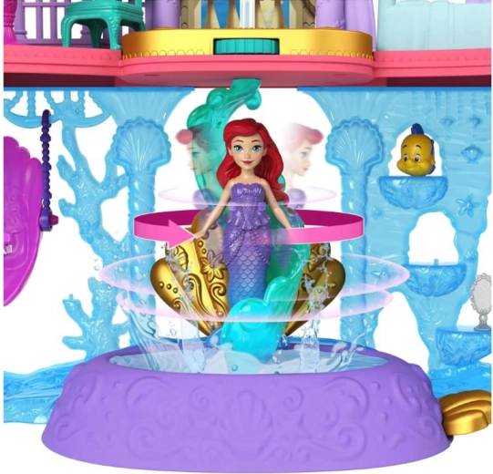 Besisukantis parketas, sūpynės ir fontanėlis