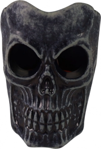 Spalvotas mirksėjimas tikrai helovino atmosferai