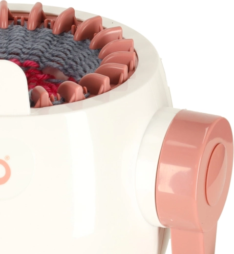 22 adatos mezgimui ratu ir lygiu raštu