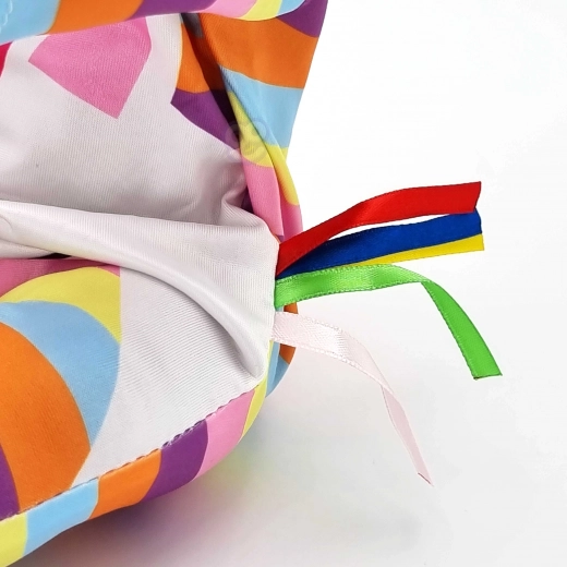 Praktiškas pakabas į vaikišką spintelę