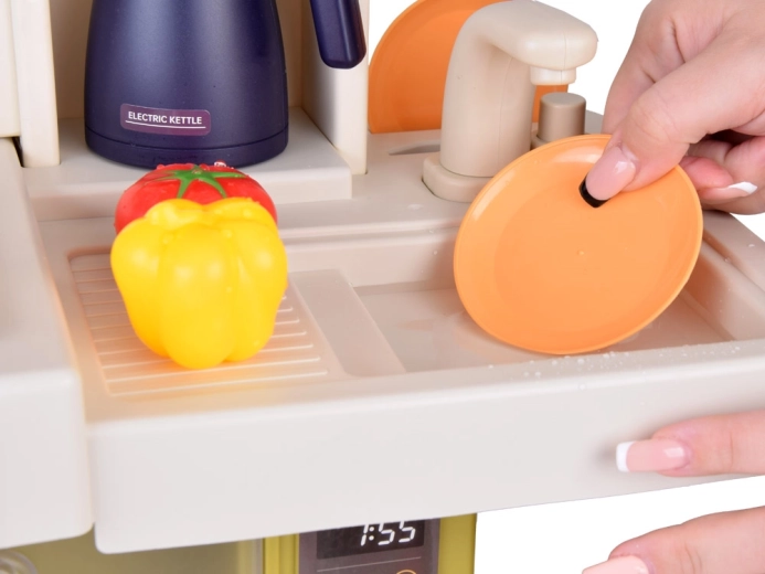 Iš tikrųjų tekantis vanduo kriauklėje