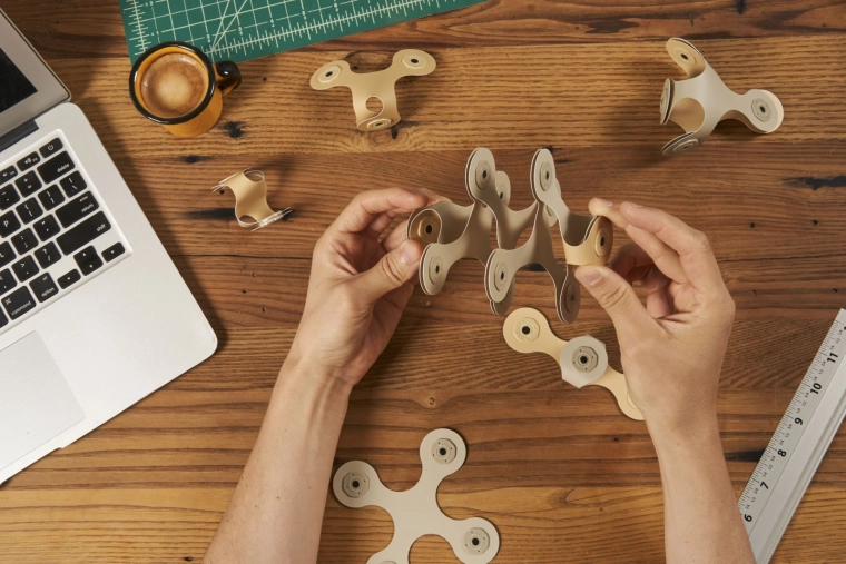 Lengvos, patvarios ir atsparios vandeniui