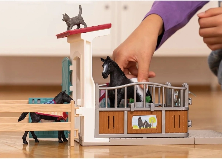 Modular play in the HORSE CLUB world