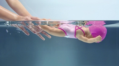 Vandeniui atsparus ir patvarus korpusas