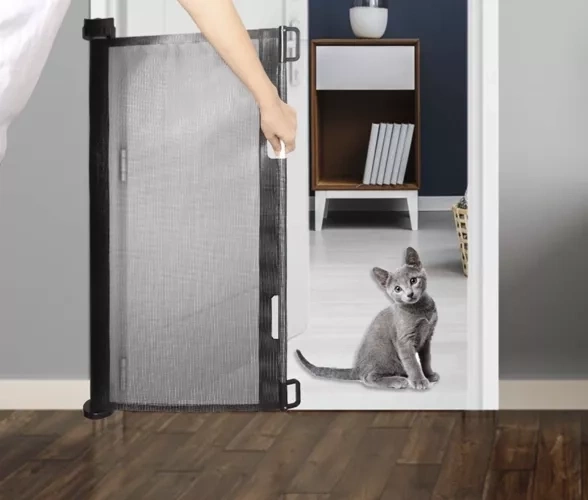 Saugus barjeras vaikams ir augintiniams