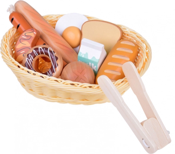 Realistiškas medinis maistas kūrybiškam žaidimui