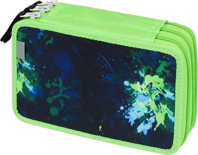 Erdvus trijų aukštų dizainas