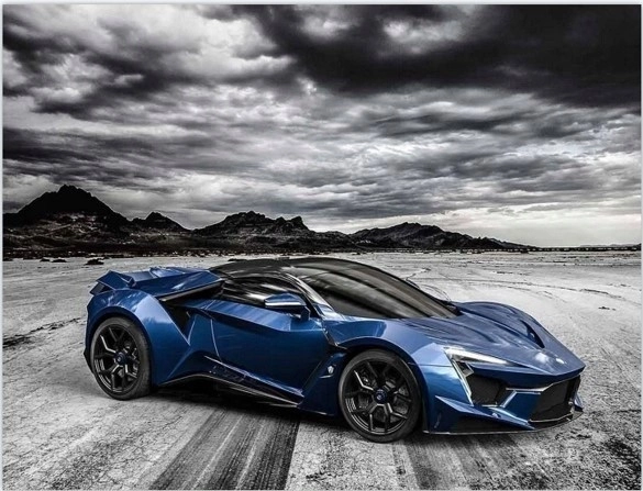 Stilingas FENYR SUPERSport motyvas