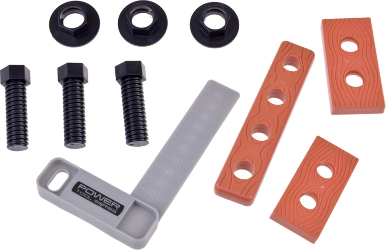 Pilna įranga mažiesiems meistrams