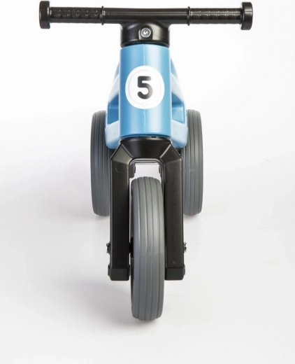 Tyliai riedančios ir neslystančios padangos