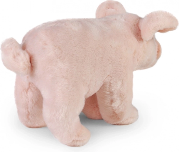 Realistic look and velvety plush