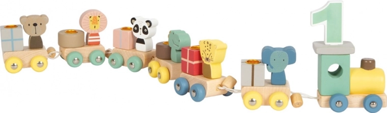 Adorable animals on every carriage
