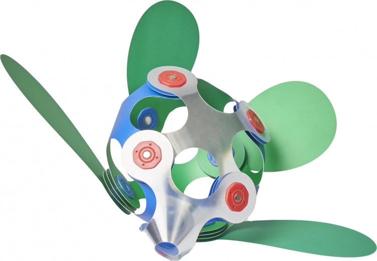 Lanksčios detalės ir stiprūs magnetai