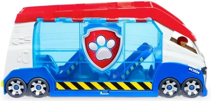 Vieta net 6 transporto priemonėms ir figūrėlėms