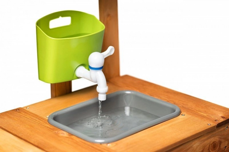 Tikra kriauklė su čiaupu vandens žaidimams