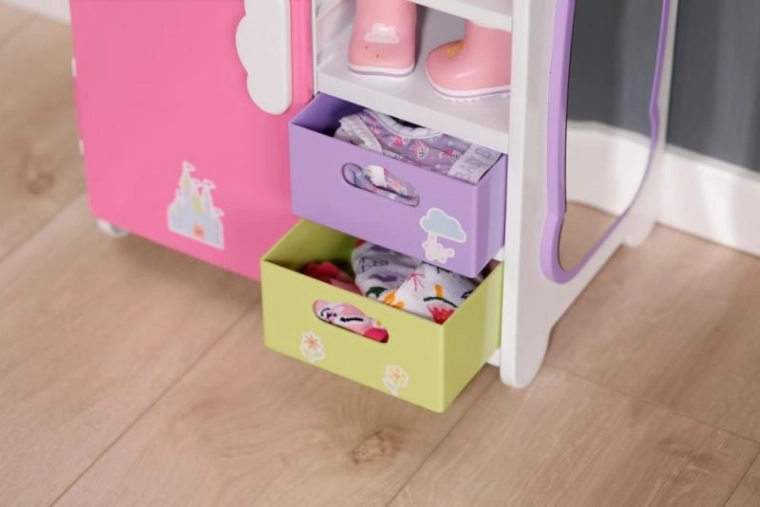 Smart storage solution for all accessories