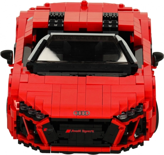 Autentiškas sportinio roadsterio dizainas