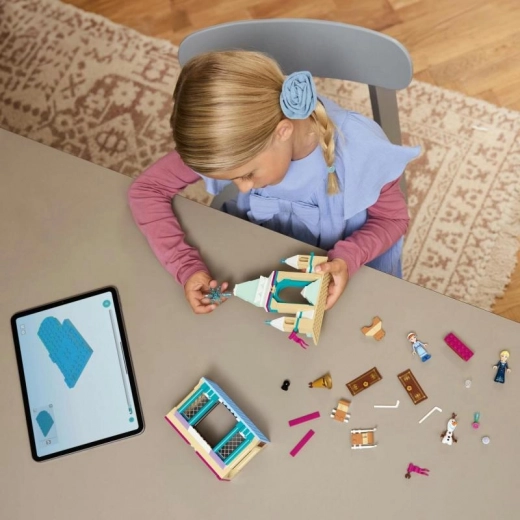 Interaktyvi statyba su LEGO Builder programėle