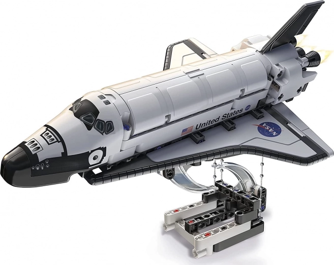 Daugiau nei 220 detalių