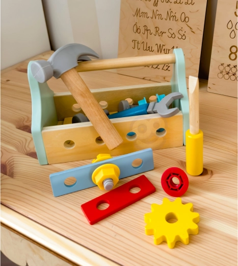 18 dalių rinkinys mažiesiems meistrams