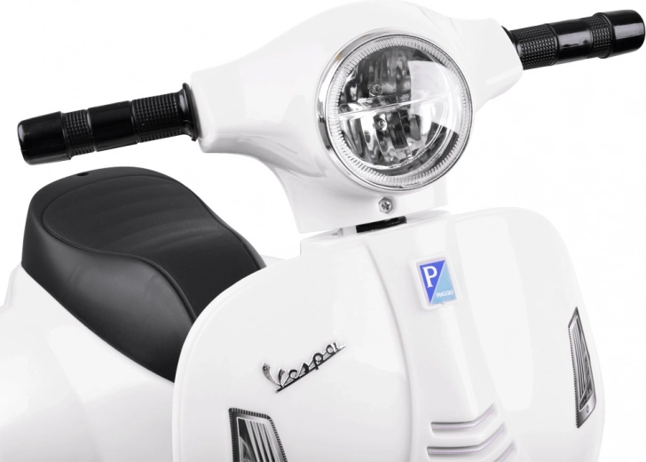 Realistiški VESPA žibintai ir detalės