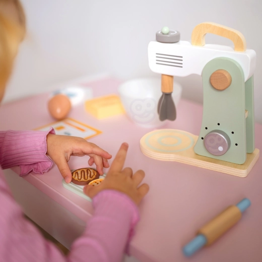 Saugus medinis dizainas pastelinių spalvų