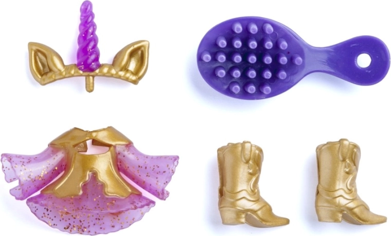 Stylish accessories and mix-and-match