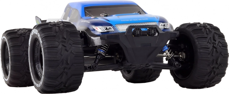4x4 pavara ir pakaba bekelėje