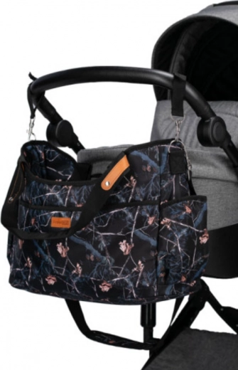 Easy to carry and hang on a stroller