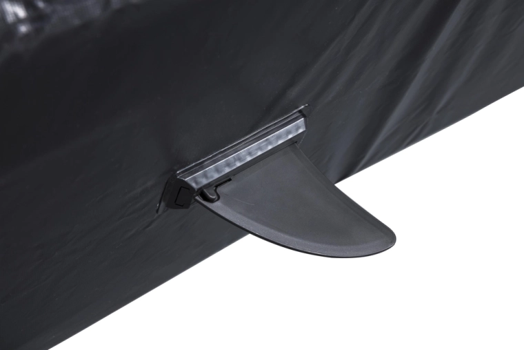 Stability and tracking thanks to the removable fin