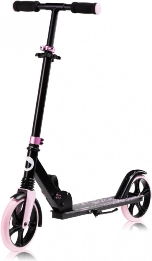 Large wheels and robust construction