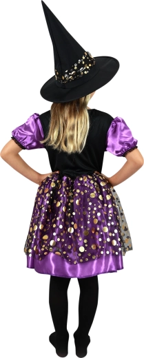 Kokybiškos detalės ir priderinta skrybėlė