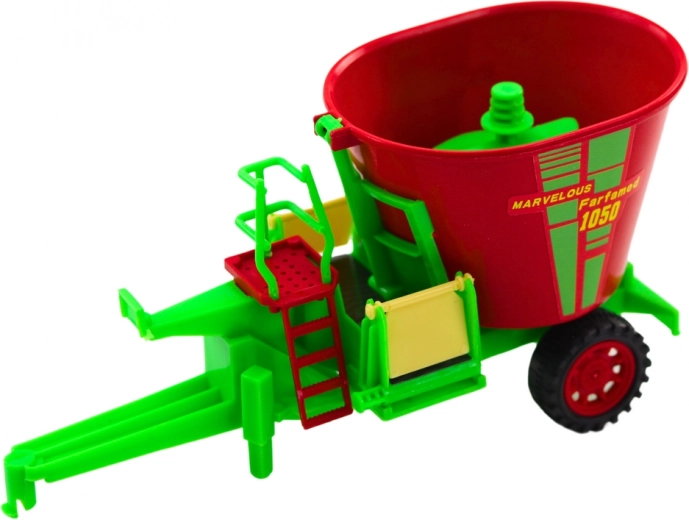 Funkcionalus pašarų vežimas maišymui ir dalijimui