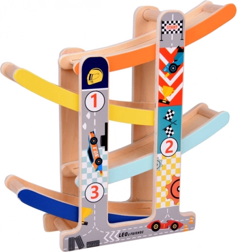 Keturių aukštų lenktynių pramoga