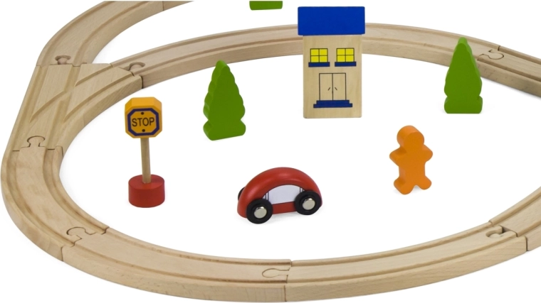 Kokybiškas medinis atlikimas saugiam žaidimui