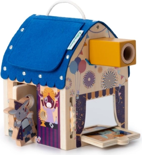 Interaktyvus namelis, kupinas detalių