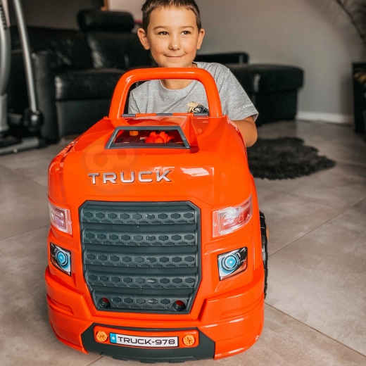 Važiavimo patirtis ir vaidmenų žaidimas viename