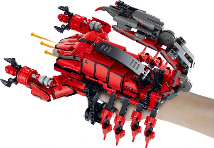 Dėvimas dizainas – ant dilbio tvirtinamas gauntletas