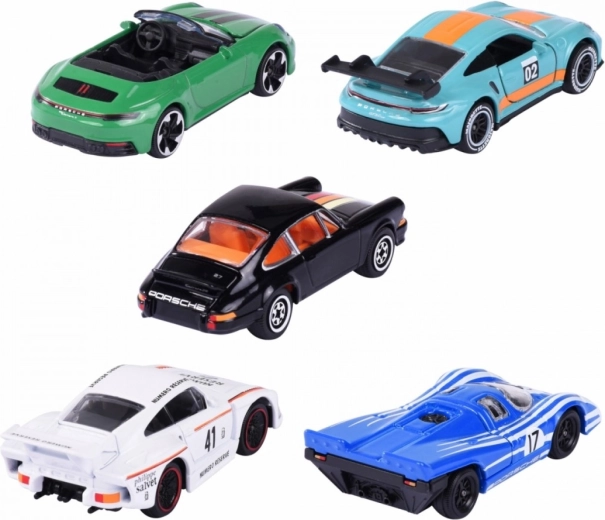Five unique models in one set