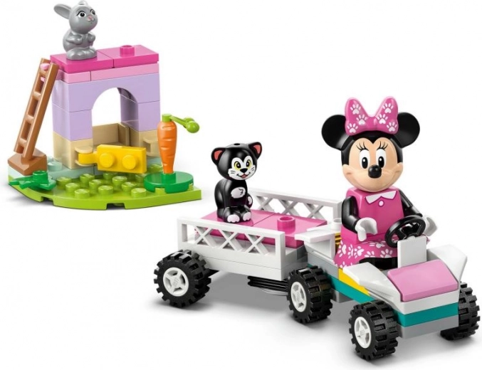Istorijų žaidimas su MINNIE ir DAISY