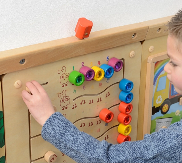 Sieninis montavimas taupo vietą